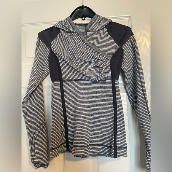 Lululemon🍋Sweater - Picture 8 of 11